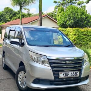 TOYOTA NOAH EXECUTIVE