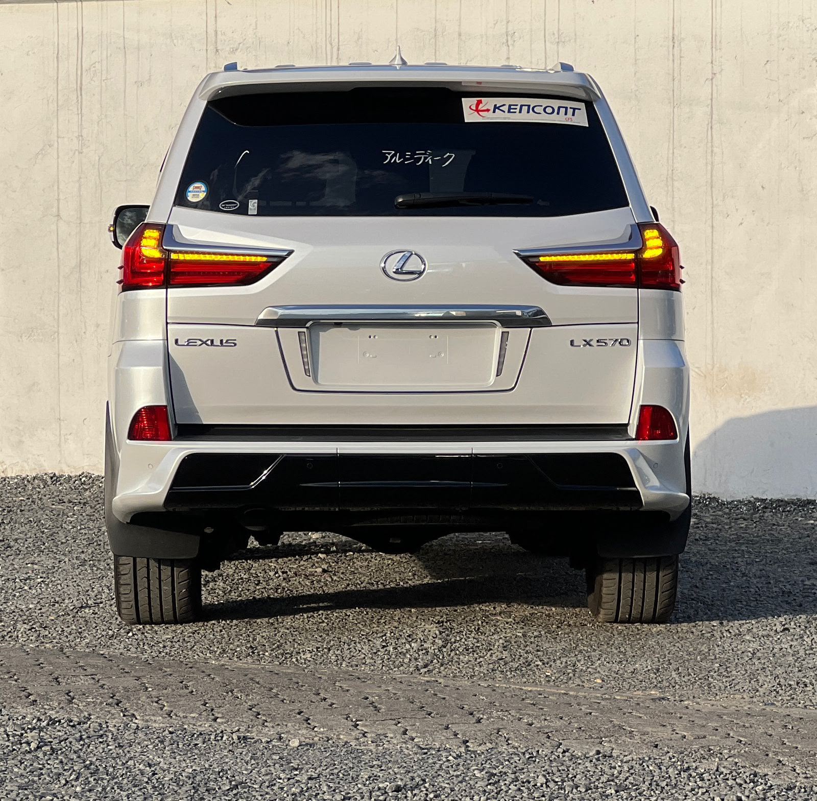 Lexus LX570 🔥 - Image 4