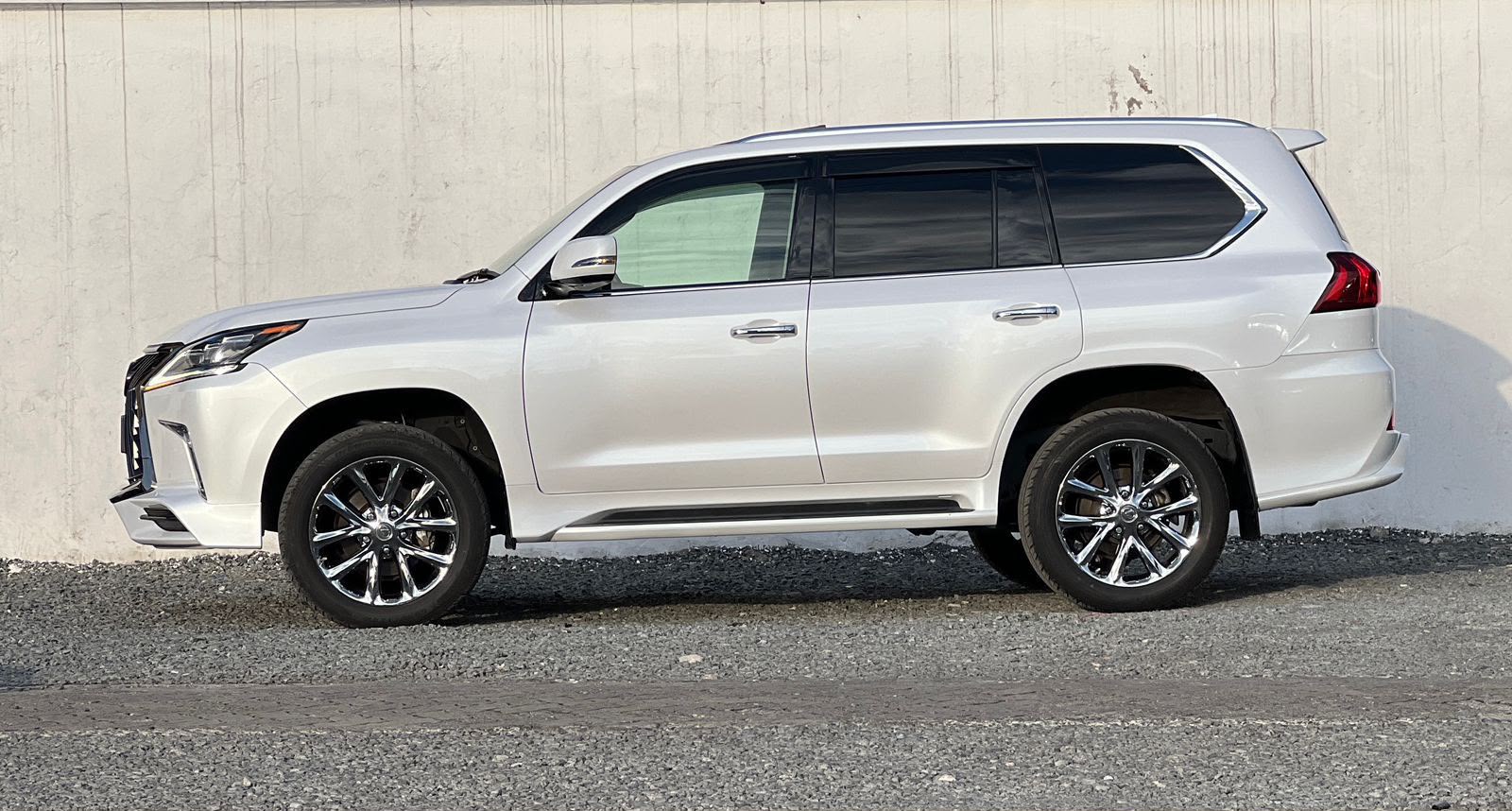 Lexus LX570 🔥 - Image 5