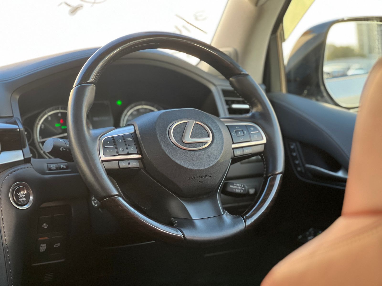 Lexus LX570 🔥 - Image 8