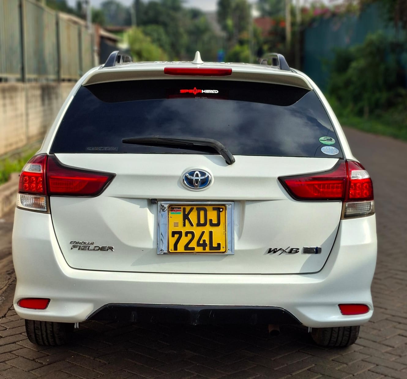 Toyota Fielder WXB Hybrid - Image 2