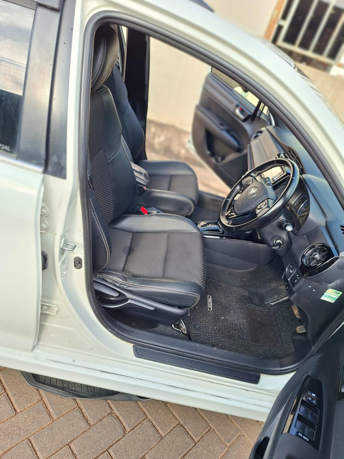 Toyota Fielder WXB Hybrid - Image 11